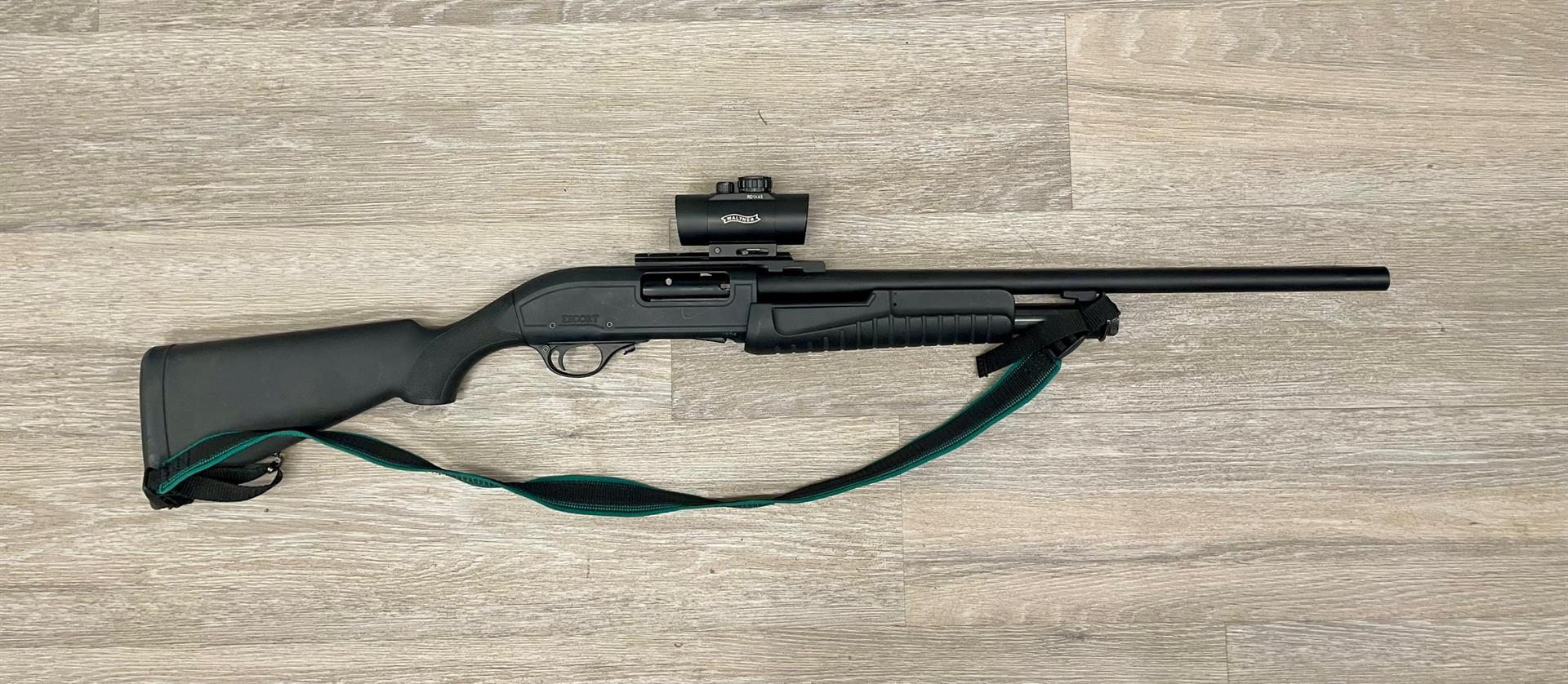 Hatsan Escort 12/76 käytetty haulikko