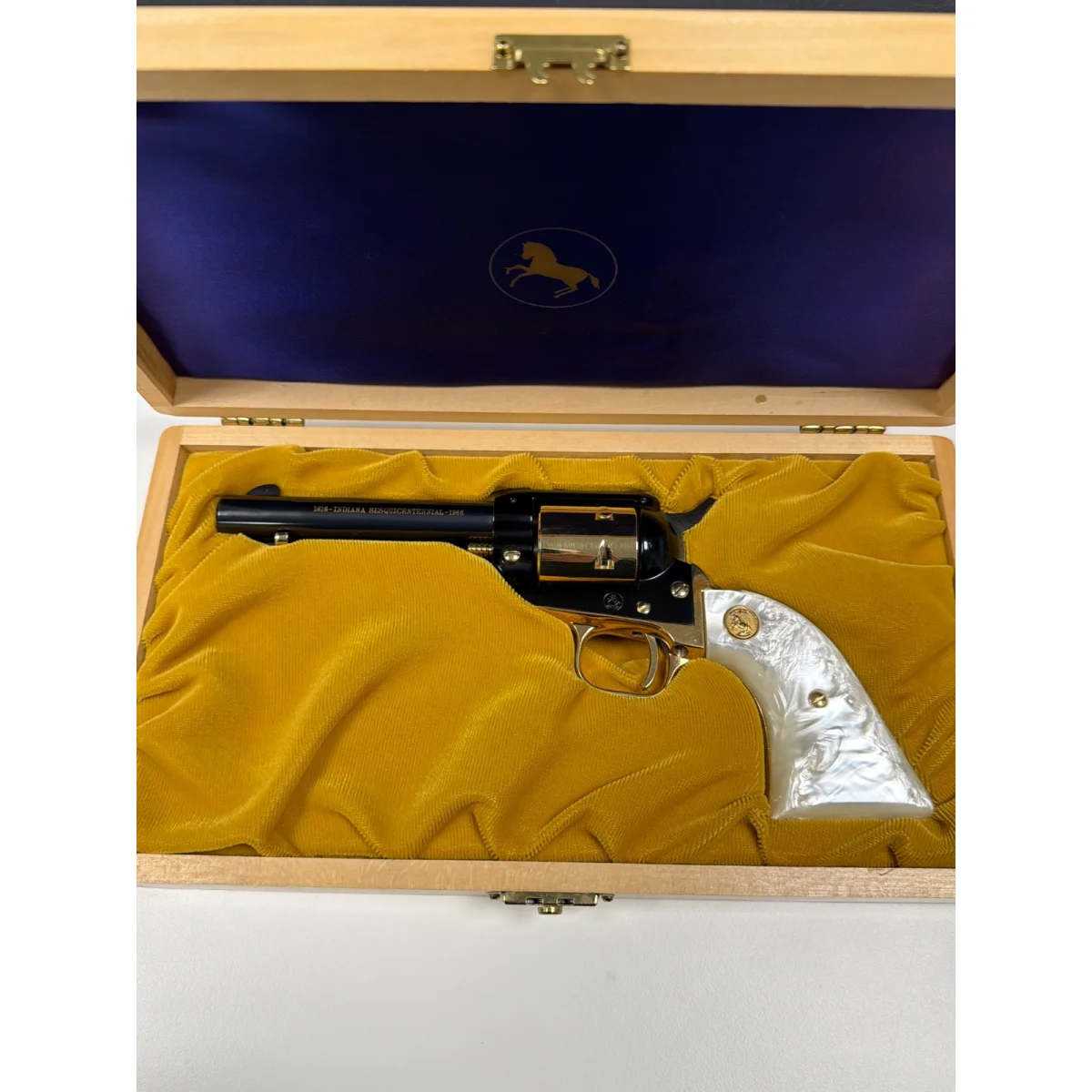 Colt Indiana käytetty pienoisrevolveri