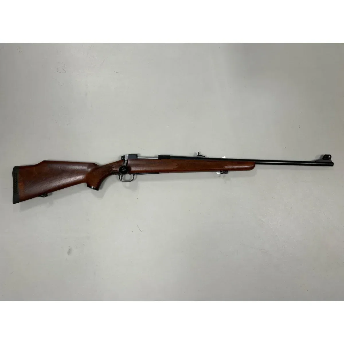 Tikka M55 .222rem käytetty kivääri